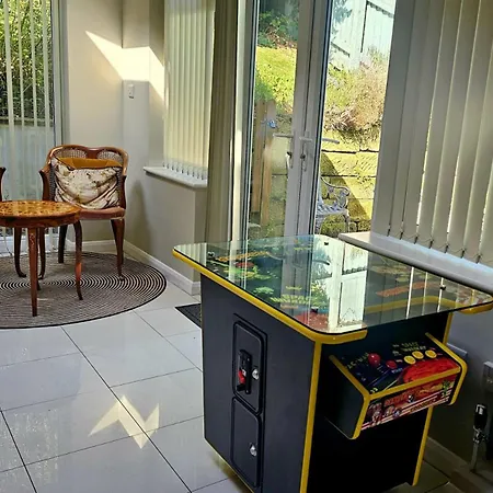 Lux Near Pannett Park/cinder Trail * Whitby