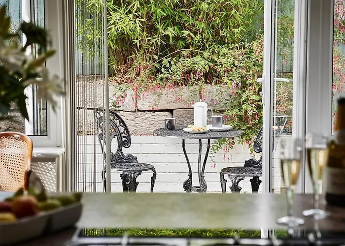 Lux Near Pannett Park/cinder Trail בית נופש