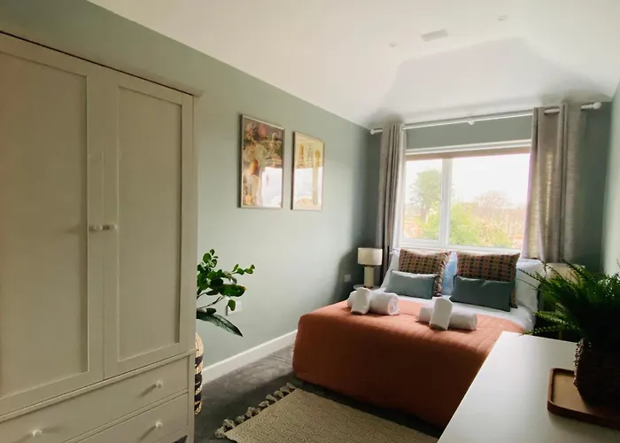 Lux Near Pannett Park/cinder Trail *